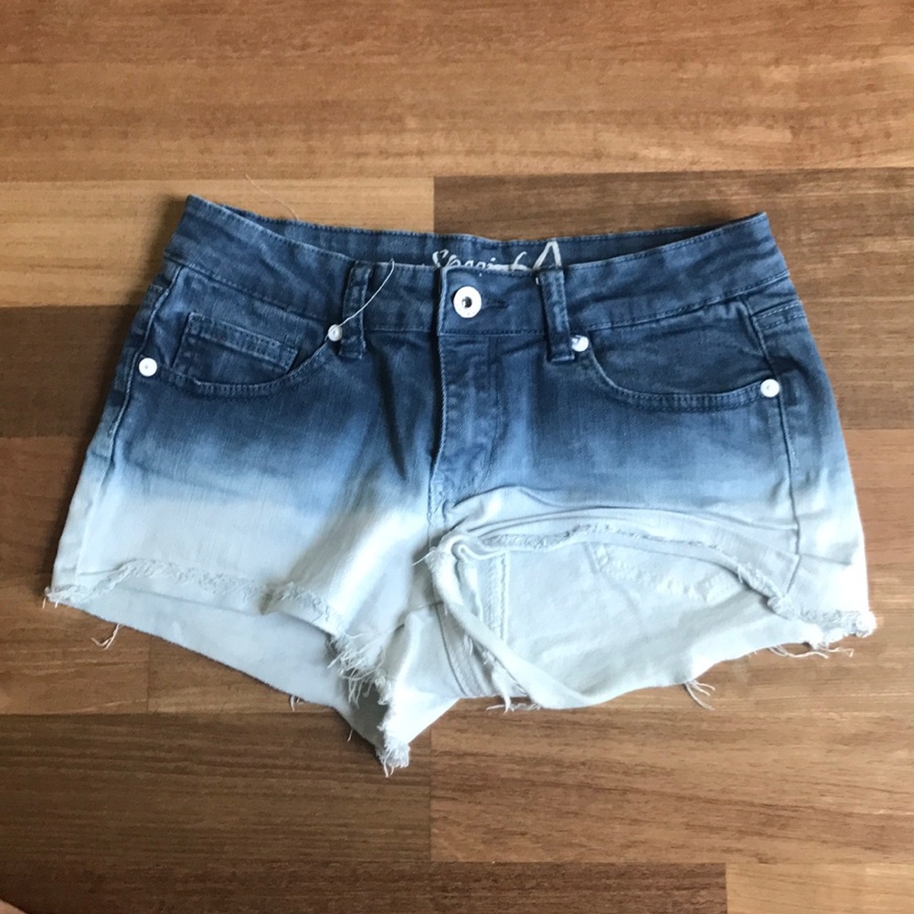 💙BLUE OMBRÉ SHORTS💙